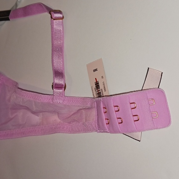 NWT Victoria's Secret - Floral Bra - Picture 11 of 13